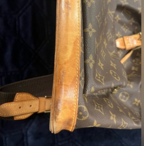 Louis Vuttion &ONE Extra, choose- Backpack. Beautiful Inside & Out Shoulder Bags - Picture 2 of 11